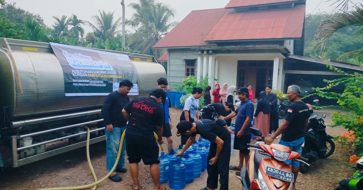 IMM Kalbar Salurkan 81 Ribu Liter Air Bersih dan 5.000 Masker untuk Warga Terdampak Karhutla