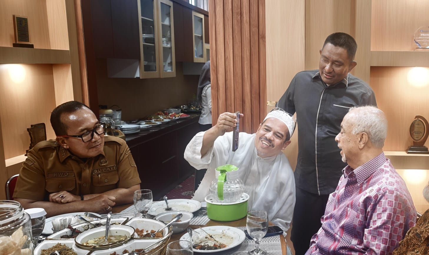 Pemda Kubu Raya Terima Kunjungan Tokoh Malaysia Bahas Investasi hingga Pendidikan