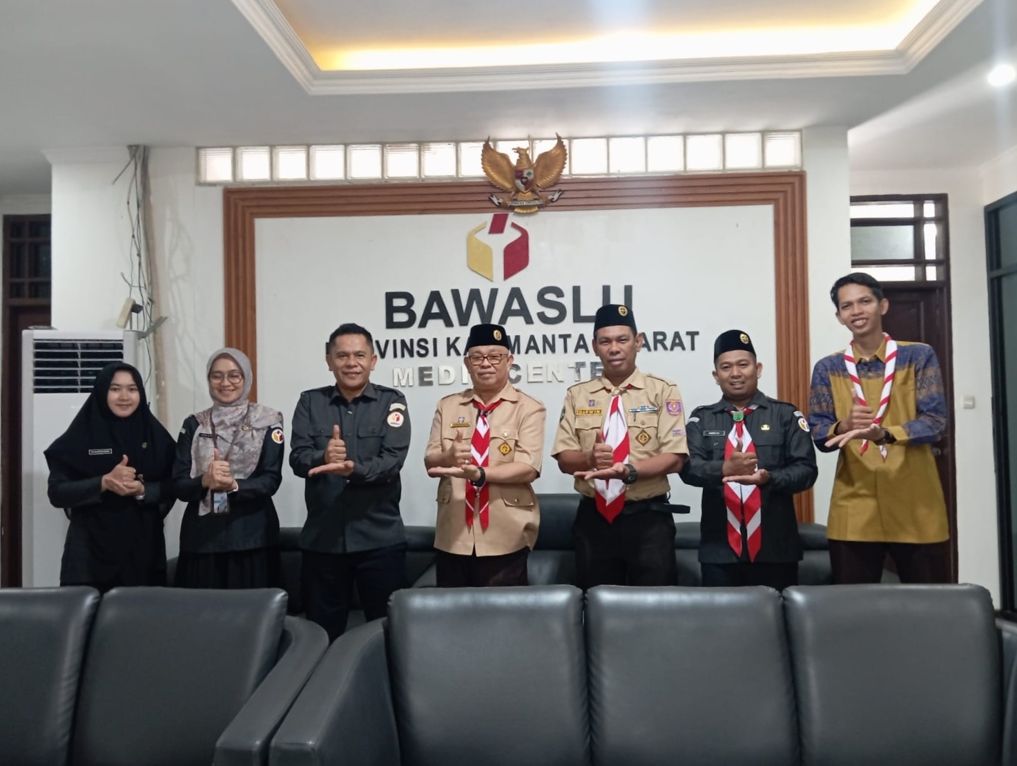 Kwarda Gerakan Pramuka Kalimantan Barat Kunjungi Bawaslu Kalbar, Perkuat Sinergi Pembentukan Saka Adhyasta Pemilu