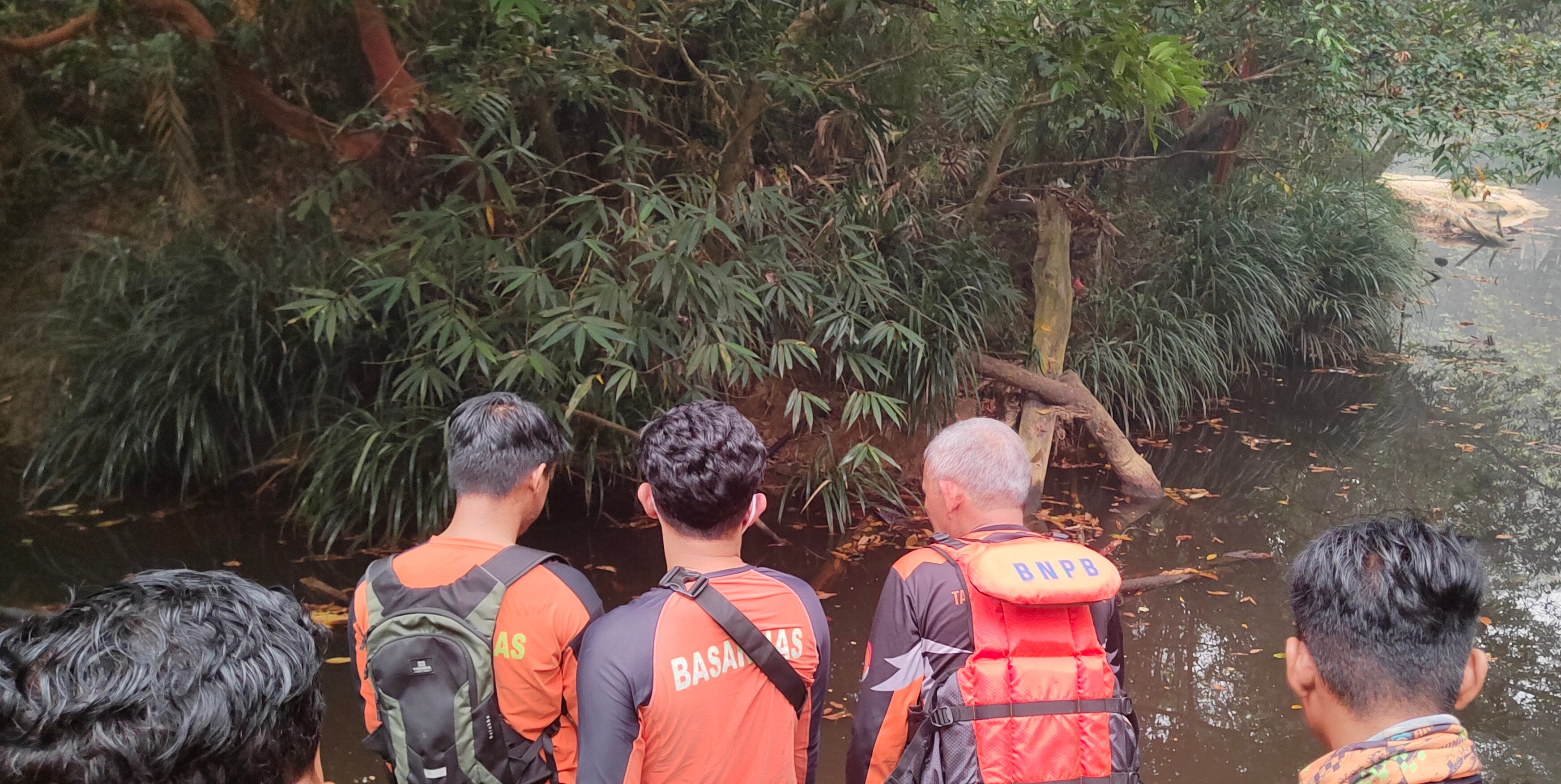 Tim SAR Gabungan Temukan Warga Tenggelam Saat Menombak Ikan di Riam Laverna