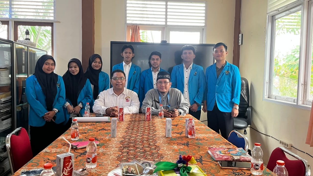 Tujuh Mahasiswa PAI IAIN Pontianak Jalani PLP 2 di SDIT Al-Karima Kubu Raya