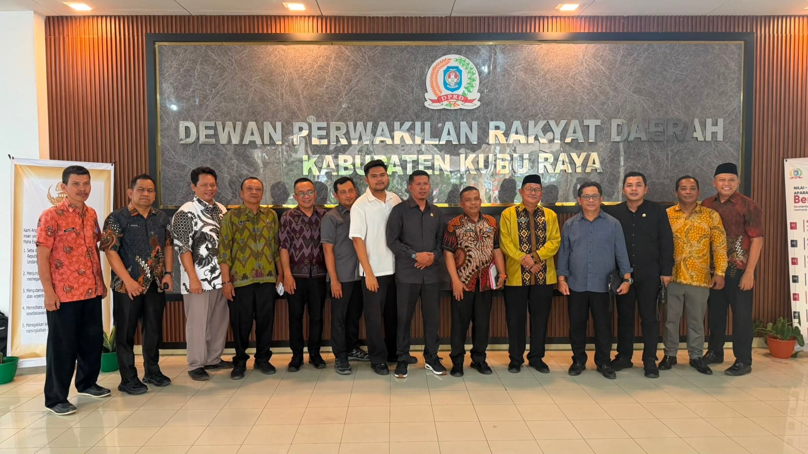 Pansus DPRD Kubu Raya Bahas Raperda KTR, Derahman: Bukan Larang Merokok, tetapi Atur Perilaku