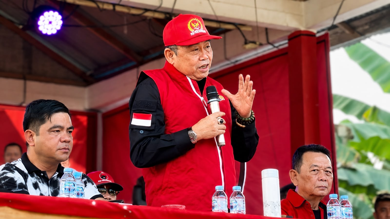 Cornelis Meriahkan Banteng Cup, Buka Acara dan Berikan Semangat untuk Anak Muda