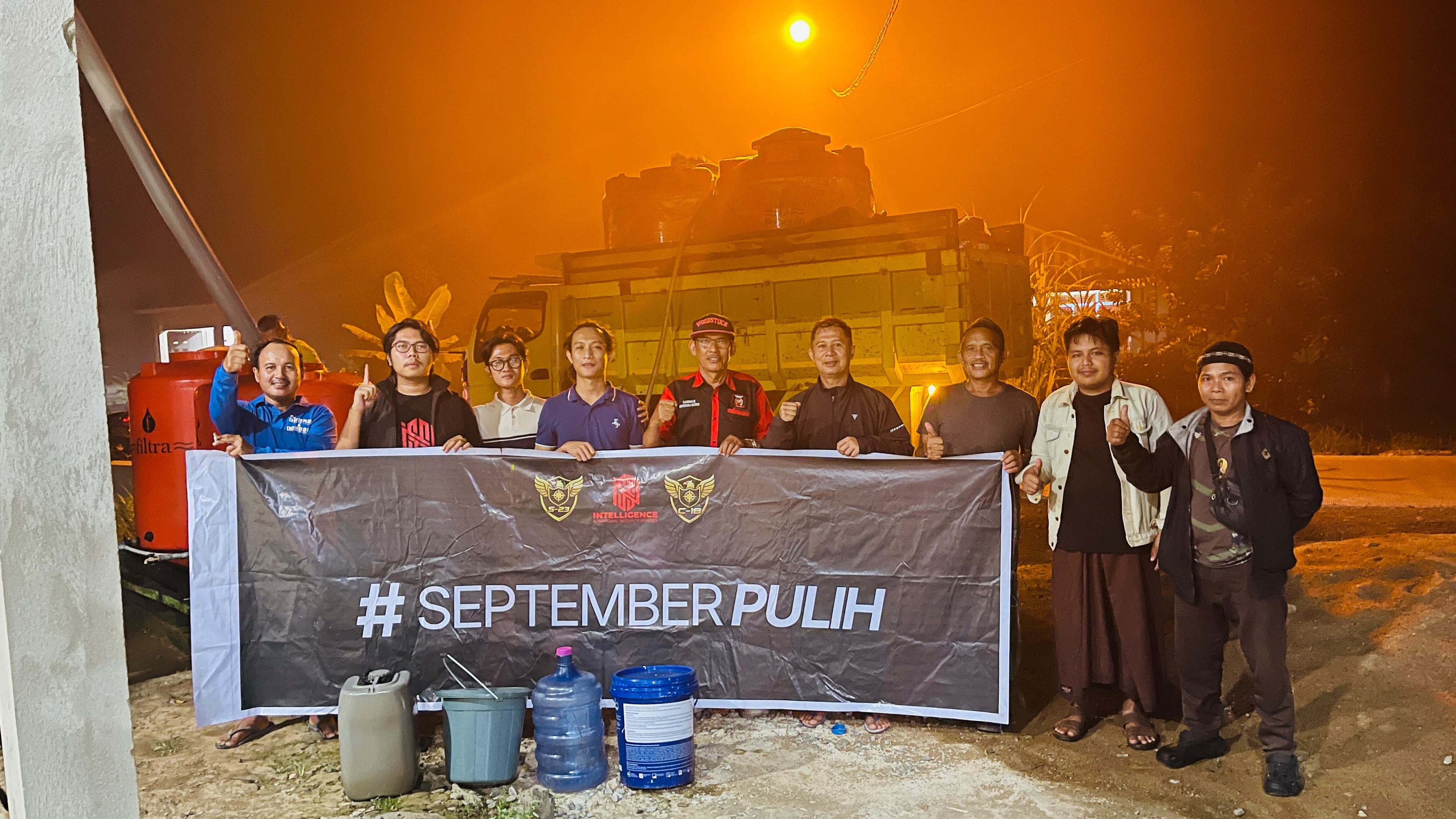 Karhutla dan Kabut Asap Melanda, Fraksi Rakyat Kalimantan Salurkan Bantuan