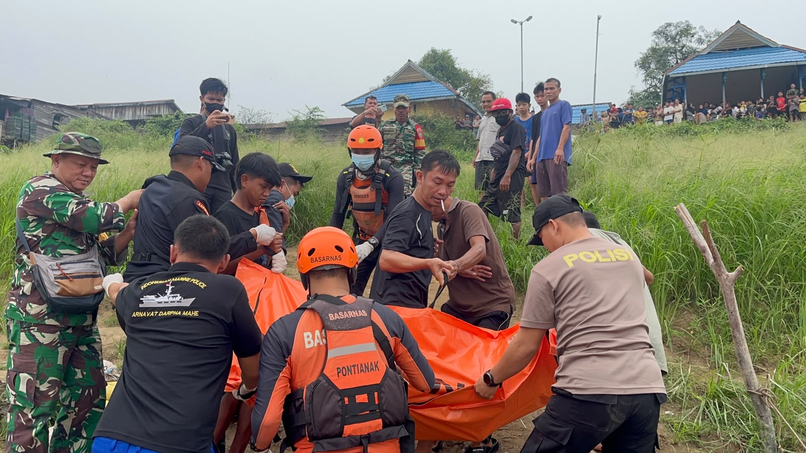 Remaja 14 Tahun Ditemukan Meninggal Setelah Tenggelam di Sungai Kapuas