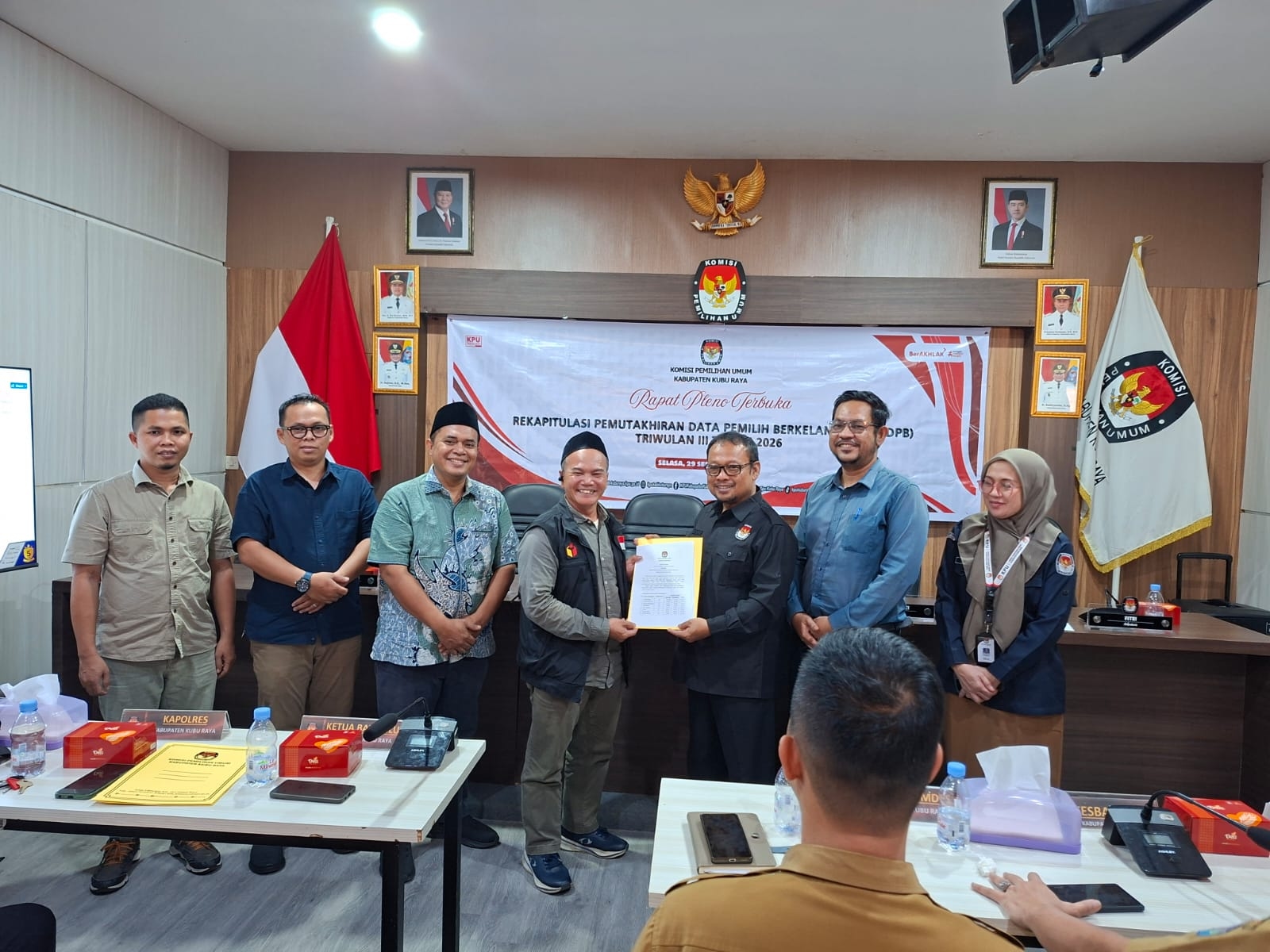 Bawaslu Soroti Data PMI dan Wilayah Perbatasan dalam Pemutakhiran Pemilih Kubu Raya